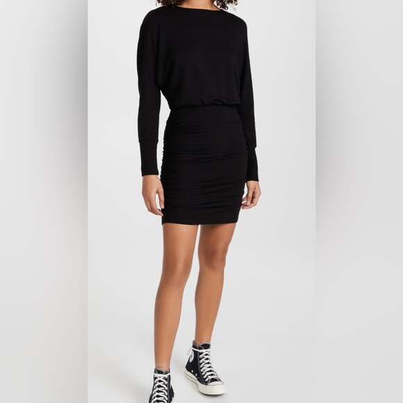 MONROW NWT SUPER SOFT OPEN BACK SHIRRED DRESS BLACK XS REVOLVE - Picture 6 of 11